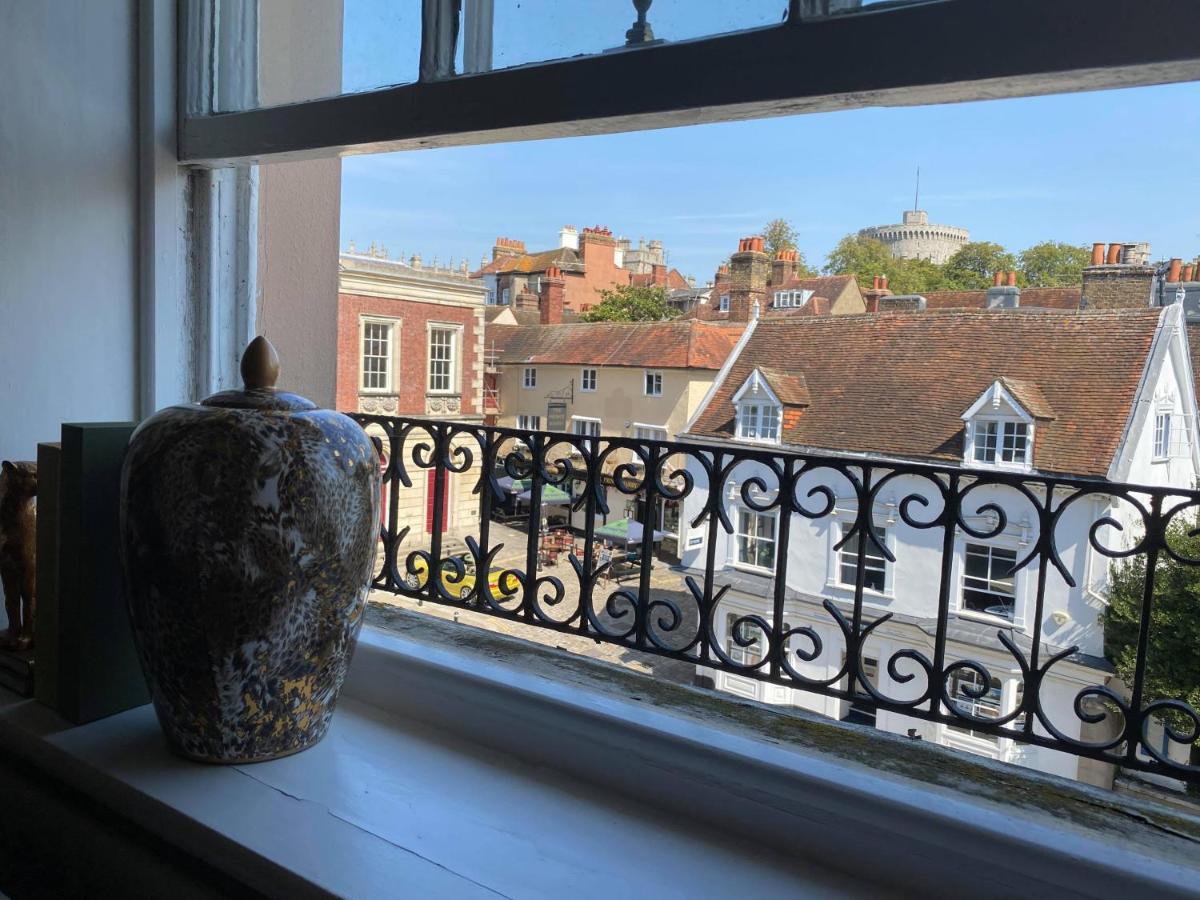 Letting Serviced Apartments - Guards View, Windsor Eksteriør bilde